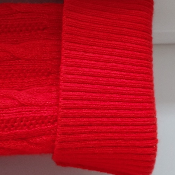 Red Sweater M - Picture 4 of 6